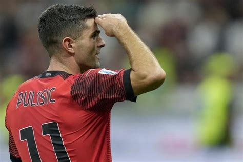 Martínez comes off bench to score 4 goals for Inter. Pulisic goal helps AC Milan beat Lazio